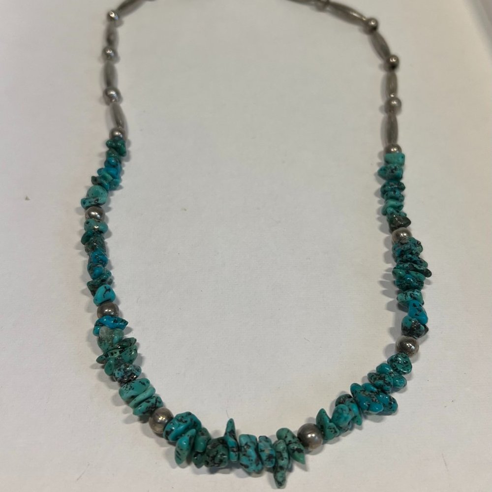 Vintage Silver Tone Turquoise 20 inch long necklace